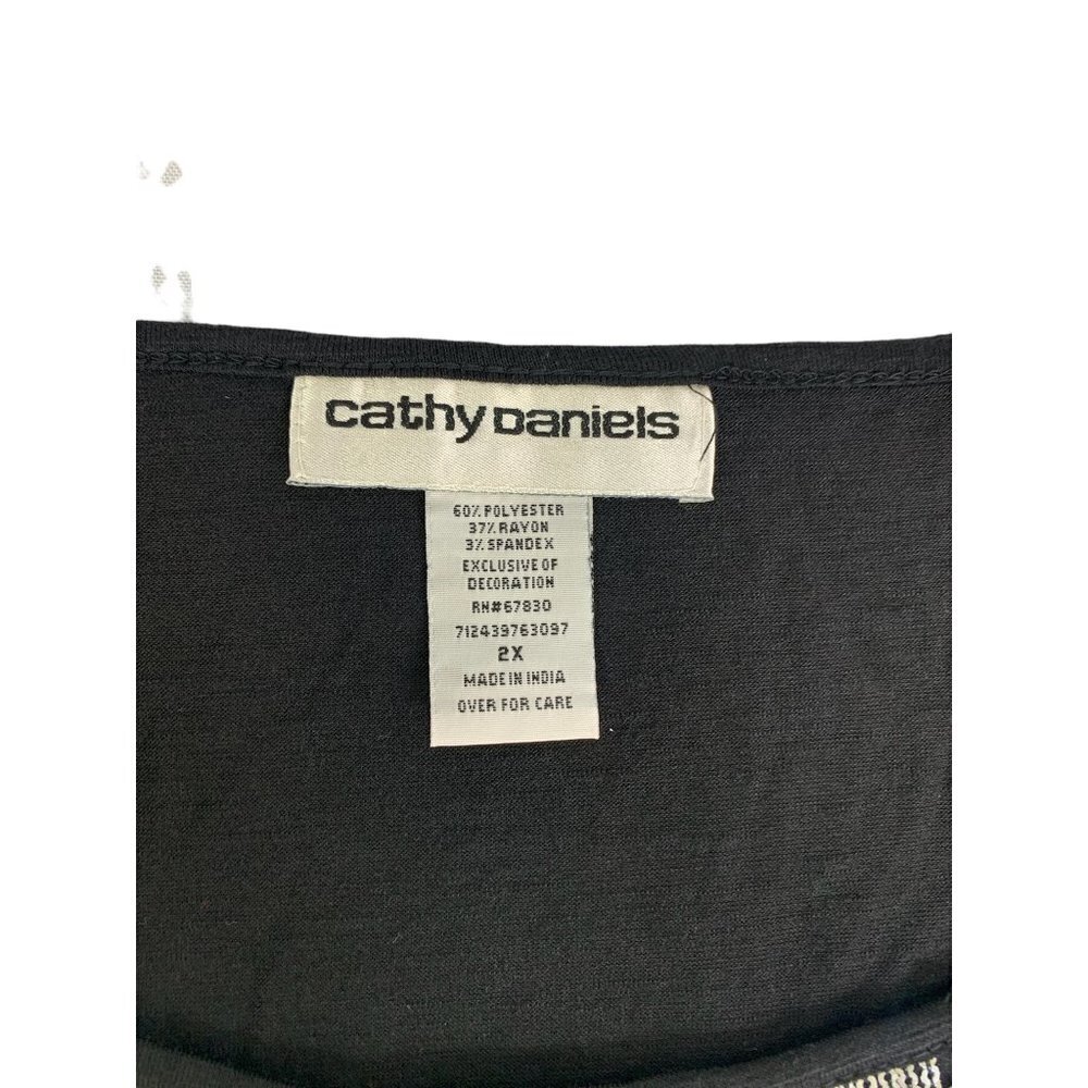 Cathy Daniels Women's Stretch  Embellished Top - Picture 3 of 5